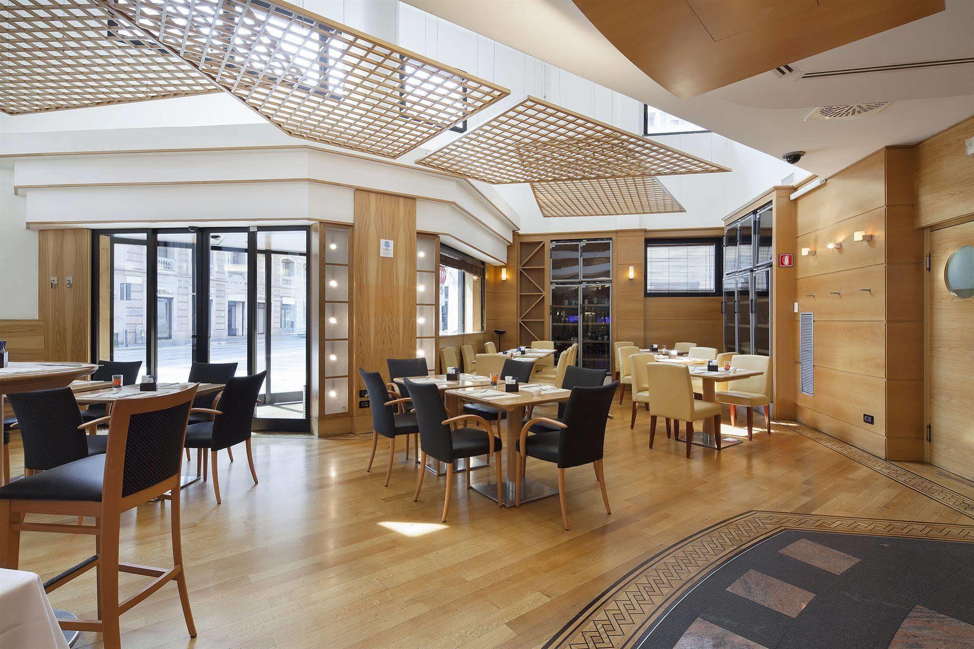 Nh Milano Machiavelli Hotel Екстериор снимка